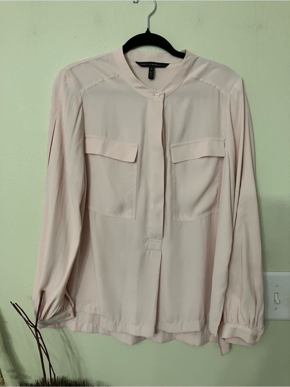 White House Black Market WHBM pink blush collared half button pocket blouse